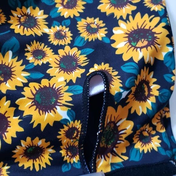 Zaful Yellow Black Bandeau Top Sunflowers Stretch Padded Elastic Size 18 NWOT - Picture 5 of 8